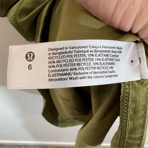Lululemon Lightweight Stretch Running Short Sleeve in Bronze Green | Size 6 - Picture 9 of 12